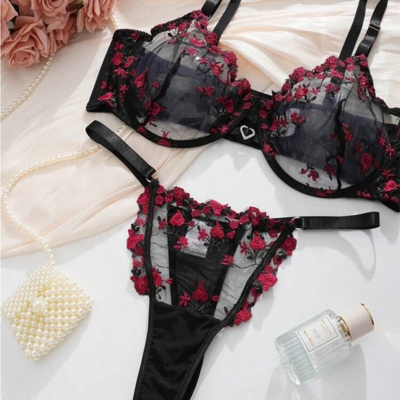 Ebony Rouge Underwire Set by SilkRose - Picture 5 of 7